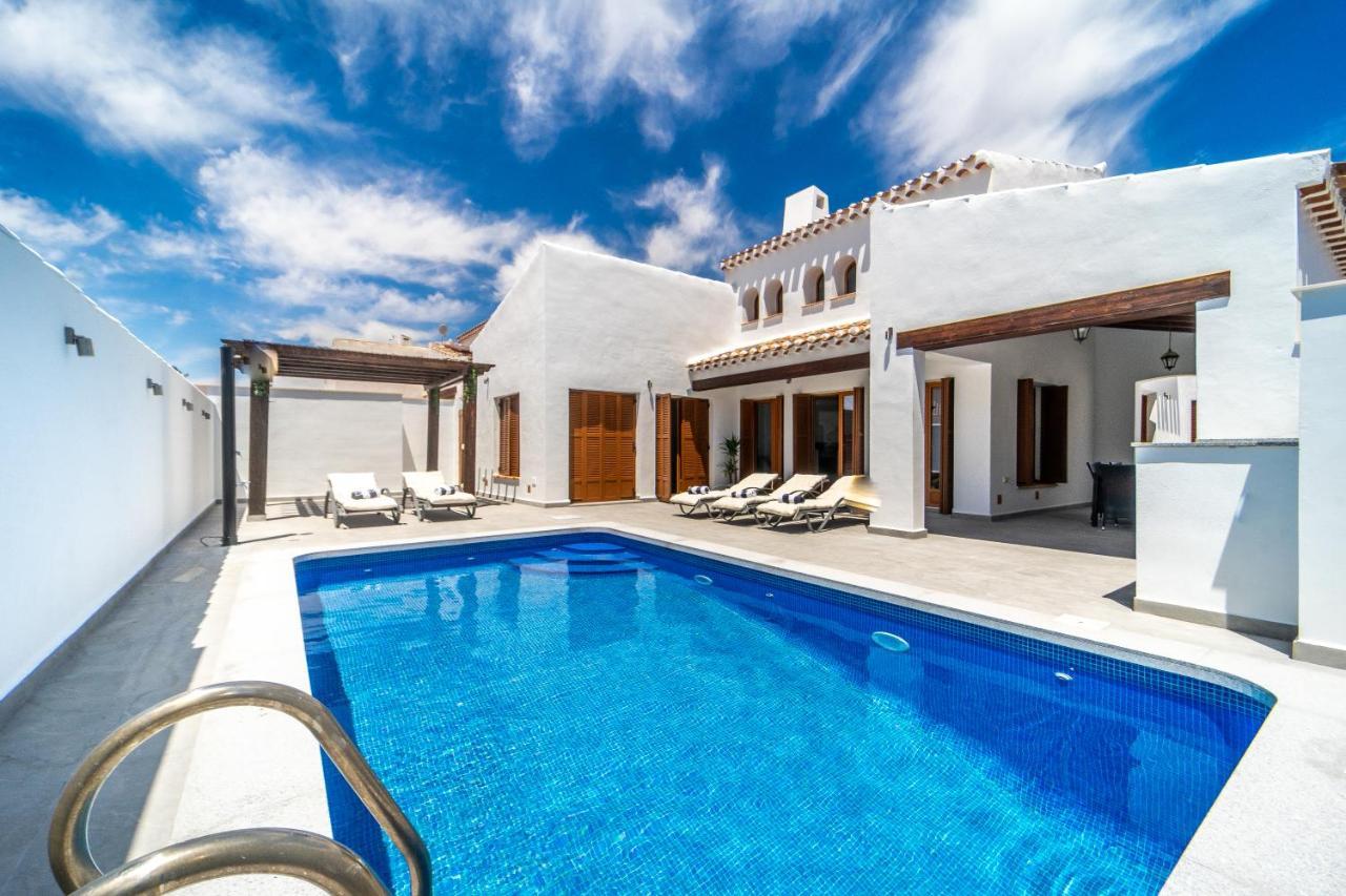 Three Bedroom Luxury Villa El Valle Golf Resort Banos y Mendigo Exterior foto
